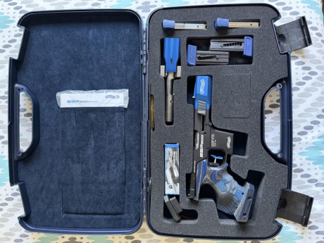 Vendó  Walther GPS 500 comprada en febrero de este año ,tres entrenamientos y una competición cacha diestra 00