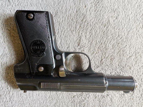 Buenos días,

Vendo Astra 3000 semiautomática, 9 mm corto, en buen estado. Tiene muy poco uso.

Precio: 10
