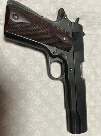 Saludos
Un compañero del club por cese de aficion vende sus pistolas.
Todas guiadas en F.

2 CZ75 con 10