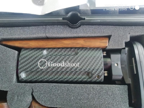 Vendo culata goodshoot. El puño es de zurdo y para browning. Está en buen estado. Tiene todos los accesorios, 12