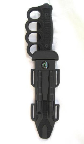 VENDO .. para complementar la colección de cuchillería militar:

  --  COPIA/REPLICA, CUHILLO MILITAR 00