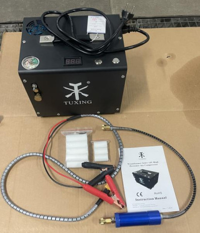Compresor PCP tuxing 220 V y 12 v, totalmente nuevo, 140 €, se encuentra en Asturias, destinado a la carga 00