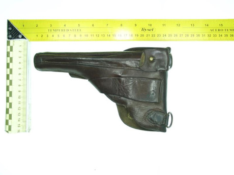 Se ofrecen las siguientes  Fundas  Cuero Originales  de armas cortas.

Desconozco modelos exactos, ya 20