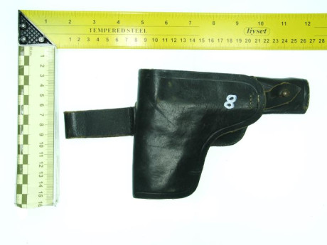 Se ofrecen las siguientes  Fundas  Cuero Originales  de armas cortas.

Desconozco modelos exactos, ya 72