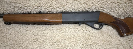 Vuelvo a poner en venta una carabina Anschutz 520, con un cargador, dispongo de otro cargador, con un 00