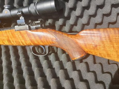 De momento esta reservado. Se retira de la venta.

Hola, lo vendo por falta de uso y unificar calibres.

Tiene 10