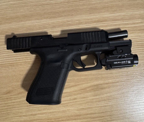 Buenos días,

Vendo mi Glock 19 de 5ta Generación, Calibre 9mm. Estado impoluto, comprada según factura 00