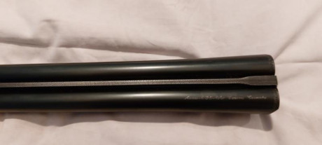 Vendo escopeta paralela marca EGO, cañones de 70 ctms. con 3 y 1 estrellas, ánima 18,5, orejetas de refuerzo, 00