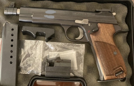 Bueno,
Siguiendo las buenas tradiciones, abro este post para que el puñado de propietarios de estas armas 90