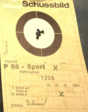 Se ofrece una Walther P88 Champion 9mm de 6” y Kit Walther Sport 22Lr de 6” con dos cargadores de cada 10
