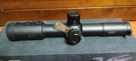 Visor térmico Pard Pantera 256Q,muy pequeño y ligero,sensor de 256x192 con netd de 25,lente de 25,detección 01