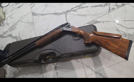 Se vende blaser f3 supersport, en perfecto estado de funcionamiento, la escopeta tiene 4 años, tiene poco 00