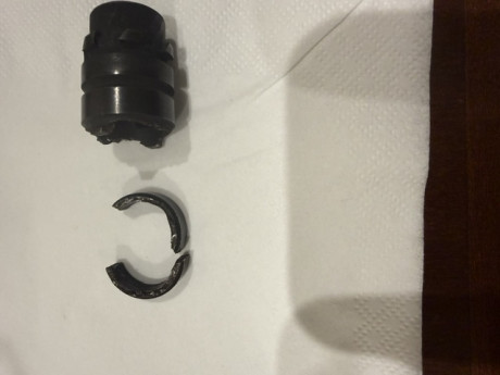 Necesito ayuda y consejo. Se me ha roto el pistón de gas de mi SMD y no se donde lo puedo reponer. ¿Son 01