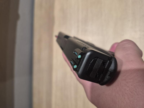 GLOCK 19 GEN 4 – LISTA PARA DISFRUTARLA DESDE EL PRIMER DÍA 

¡Buenas compañeros!
Pongo a la venta mi 12