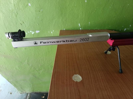 Buenos días, vendo carabina Feinwerkbay 2602, cañón corto (42 cms.) y 24 mm. de diámetro. Con prolongador 00