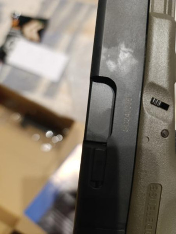 Se ve de pistola CO2 REPLICA  GLOCK COYOTE SAIGO 23 BLOWBACK, NO SE HA USADO NUNCA DOLO PROBARLA, REGALO 00