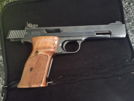 Vengo pistola Smith & Wesson, modelo 41 del calibre 22 lr, una pistola de calidad suprema de las que 02