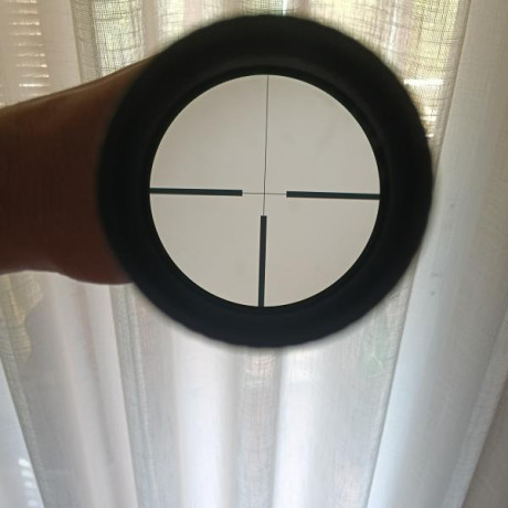 Estado impecable,pesa 550 gr a prueba,preferiblemente en mano pero no hay problema en enviarlo,solo visor,600€, 71