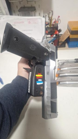 Miy buenas.
No sin haberlo pensado muy mucho porque apenas la uso un par de veces al año, pongo a la venta 12