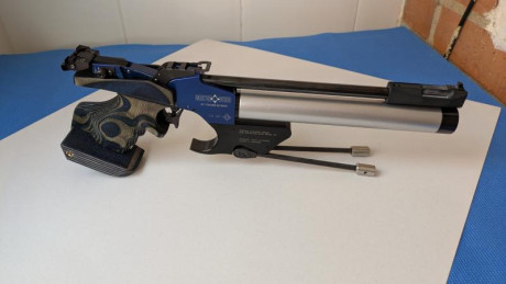 Hola a todos,

Vendo pistola PCP MatchGuns MG1E electrónica en perfectas condiciones. La vendo con 2 cachas 30