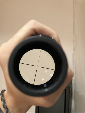 Vendo visor Zeiss duralyt de 1,2-5x36 con poco uso. Lo compre nuevo y se ha utilizado poco, por no haber 02