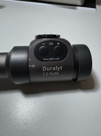 Vendo visor Zeiss duralyt de 1,2-5x36 con poco uso. Lo compre nuevo y se ha utilizado poco, por no haber 11