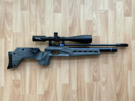 Pongo a la venta la Tau Brno MK300 de VL a 16J. Culata laminada en azul. Prácticamente nueva, tiene muy 01
