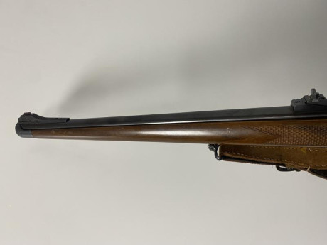 Vendo Rifle CZ 550 Médium calibre 9,3x62 con visor Shilba RD30 1,25-4,5x24
Precio 450€ gastos de envío 00