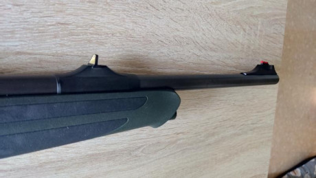 -Sauer S303 Synchro XT 300WM
-Carrillera regulable,culata con Thumbhole
-Punto rojo Docter sight III regulacion 10