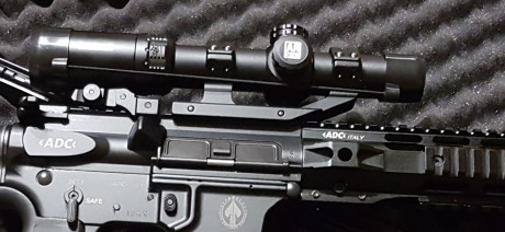 Pongo a la venta esta montura de anclaje rápido, se montó en un M4 para hacerle unas fotos y luego se 00