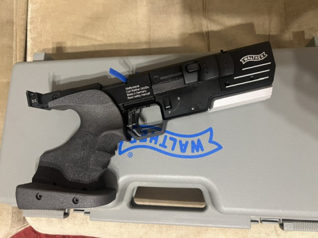 Se vende Walther SSP en perfecto estado, matricula 6xxx, cachas de tamaño M y tiene accesorio para practicar 00