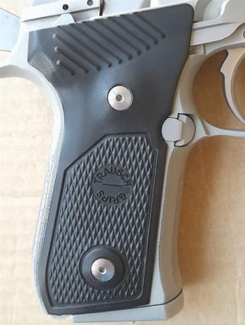 Hola, me voy retirando del tiro y vendo mi Beretta 92 FS INOX MATE italiana del 9mm parabelum con muchas 10