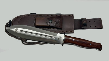 Cuchillo J&V EZAPAC COCOBOLO 120 € NUEVO (Envio incluido)

 IMG_5023.JPEG 

 IMG_5024.JPEG  00