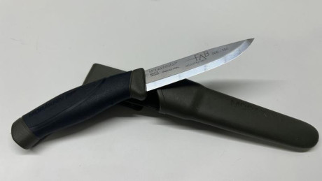 FAB Cuchillo Mora Companion 40 € NUEVO (Envio incluido)

 IMG_5031.JPEG 

 IMG_5030.JPEG  00