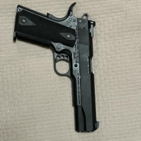 Esta pistola solo utilizado para subir de categoría está nueva. 01