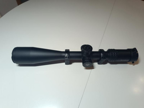 Hola pongo a la venta visor Vector Optics Sentinel X 10-40x50. Usado con carabina de aire comprimido para 02