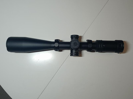 Hola pongo a la venta visor Vector Optics Sentinel X 10-40x50. Usado con carabina de aire comprimido para 00