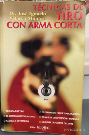 Buenas compañeros. 

He localizado en wallapop estos 2 libros. Por si fuesen del interés de alguien. 
Me 00