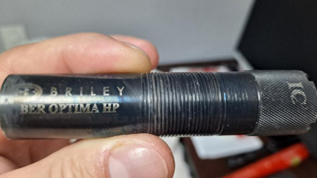 Buenas noches, pongo a la venta estos 2 chokes que venían en una Beretta A400 Xplor Light.

 20260802_160943.jpg 00