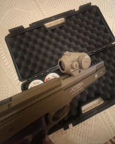 Compre esta pistola por los buenos recuerdos que dejo hace años la que tuve y para llenar el tiempo libre 00