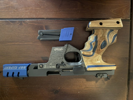 Vendo Pistola WALTHER GSP EXPERT Calibre 32,como nueva,con su estuche original y dos cargadores.
interesados 00