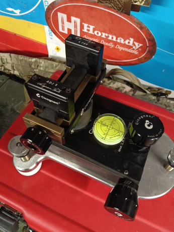  EN VENTA | CICOGNANI LRX REVERSE ADJ5 

Pongo a la venta una de las torretas de referencia para Benchrest 00