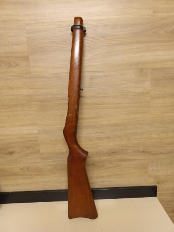 Vendo carabina Ruger 10/22 con culata Archangel QBD la cual la convierte en desmontable. La carabina tiene 30