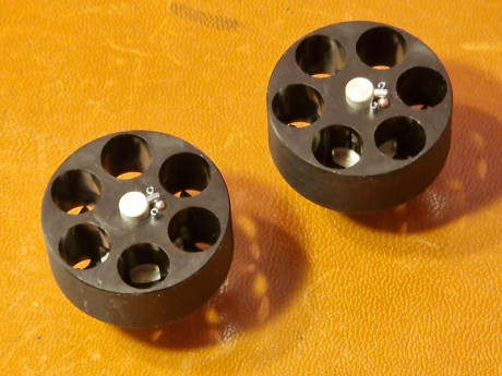 Vendo par speedloaders para recarga rápida de calibres .38 y .357 en revólver de armazón grande, compatible 01
