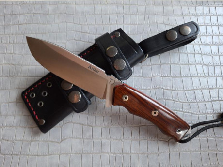 Buenas tardes compañeros,

Pongo a la venta estos cuchillos y navajas en perfecto estado

Portes dentro 10
