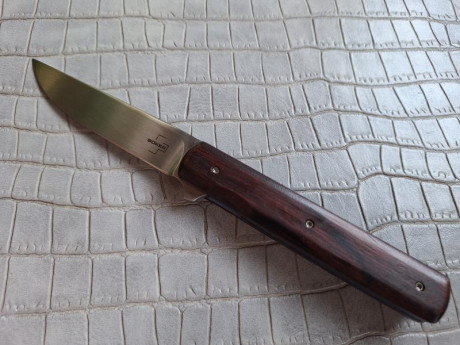 Buenas tardes compañeros,

Pongo a la venta estos cuchillos y navajas en perfecto estado

Portes dentro 62