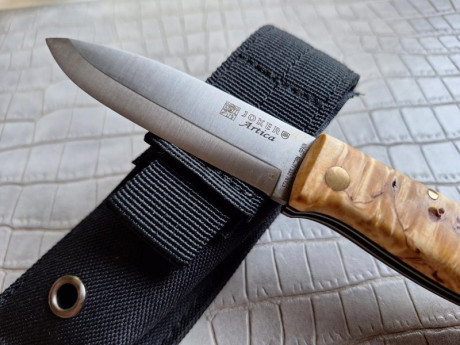 Buenas tardes compañeros,

Pongo a la venta estos cuchillos y navajas en perfecto estado

Portes dentro 151