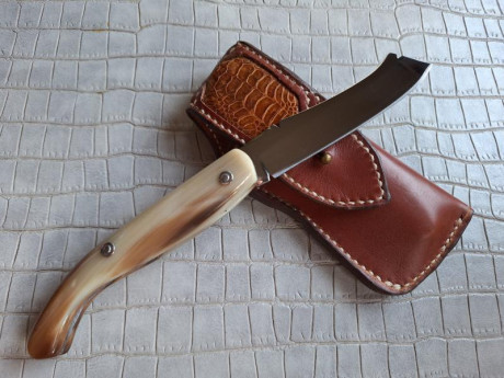 Buenas tardes compañeros,

Pongo a la venta estos cuchillos y navajas en perfecto estado

Portes dentro 21