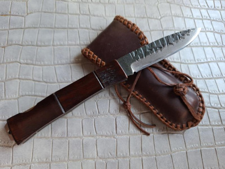 Buenas tardes compañeros,

Pongo a la venta estos cuchillos y navajas en perfecto estado

Portes dentro 41