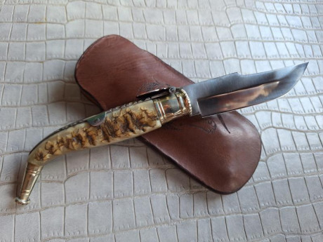 Buenas tardes compañeros,

Pongo a la venta estos cuchillos y navajas en perfecto estado

Portes dentro 110